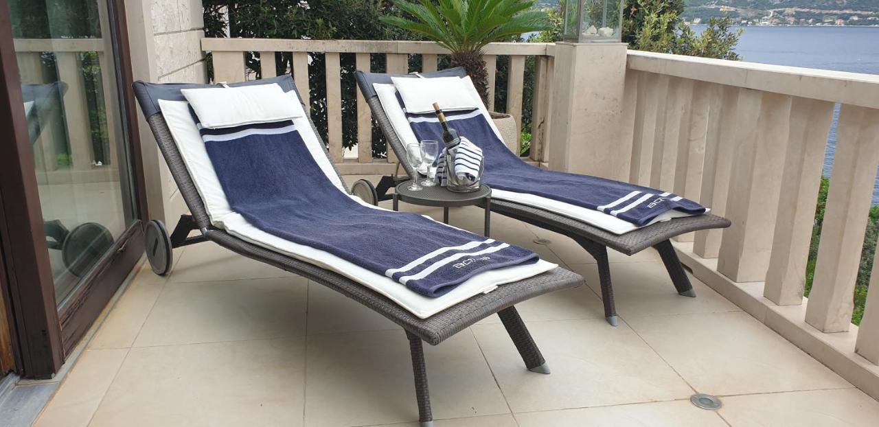 Villa Jade Apartments Front Row Sea View - Walk To Korcula Old Town Medvinjak 외부 사진