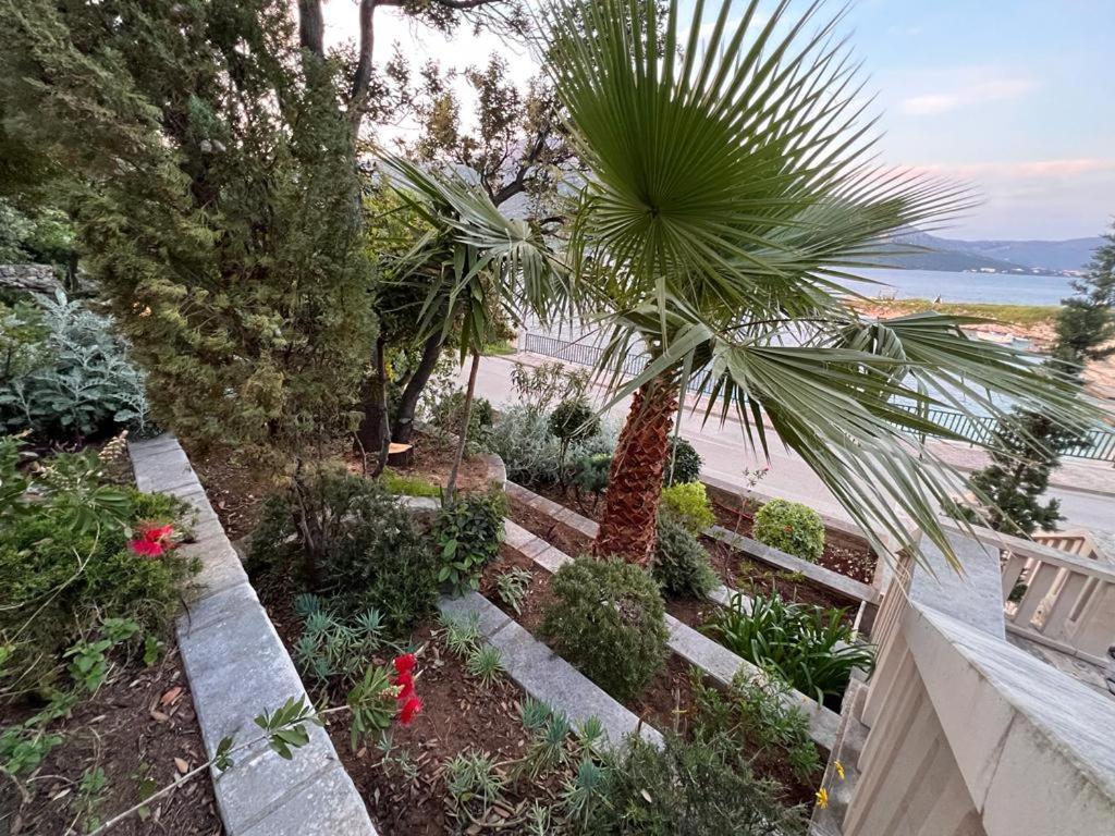 Villa Jade Apartments Front Row Sea View - Walk To Korcula Old Town Medvinjak 외부 사진