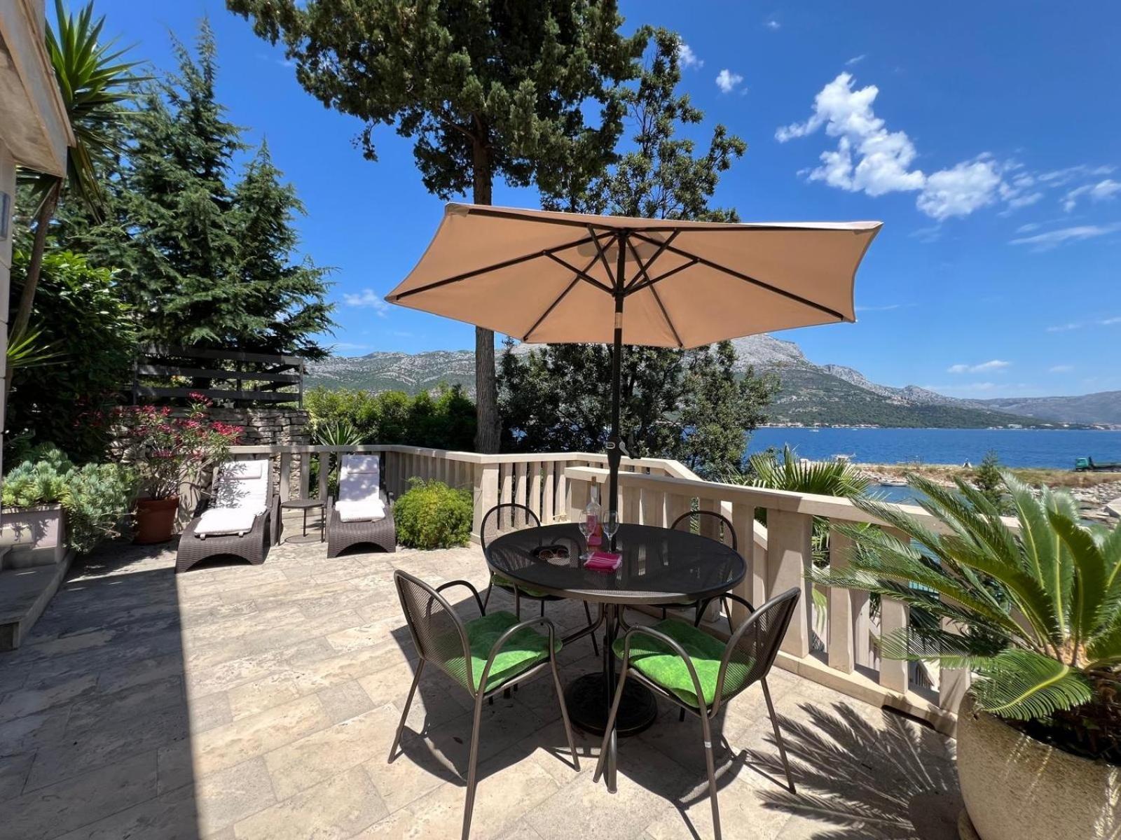 Villa Jade Apartments Front Row Sea View - Walk To Korcula Old Town Medvinjak 외부 사진