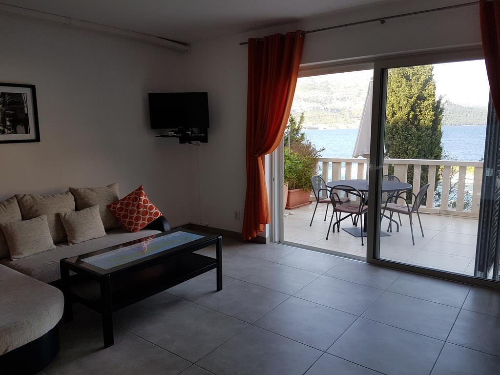 Villa Jade Apartments Front Row Sea View - Walk To Korcula Old Town Medvinjak 외부 사진