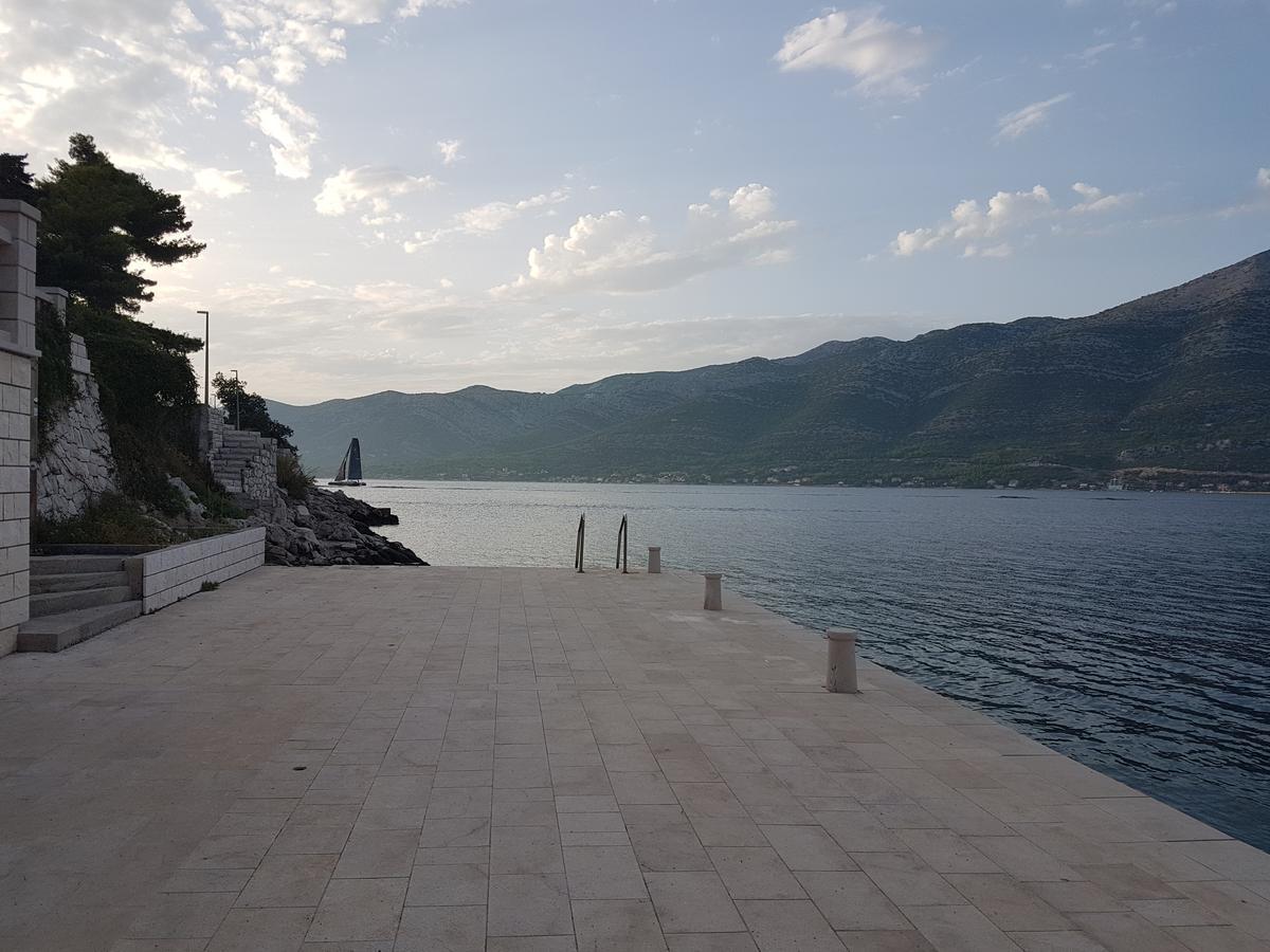 Villa Jade Apartments Front Row Sea View - Walk To Korcula Old Town Medvinjak 외부 사진