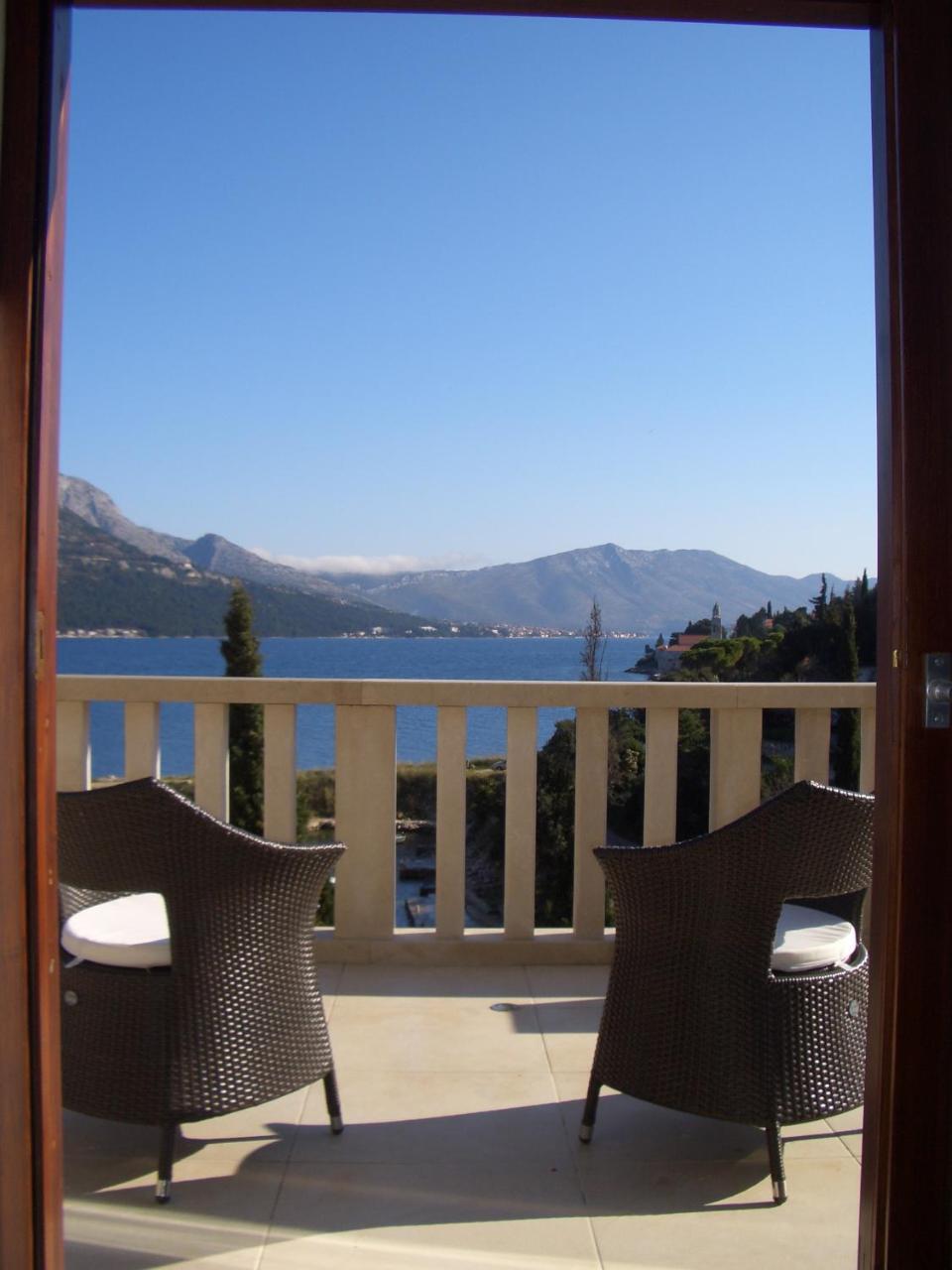 Villa Jade Apartments Front Row Sea View - Walk To Korcula Old Town Medvinjak 외부 사진